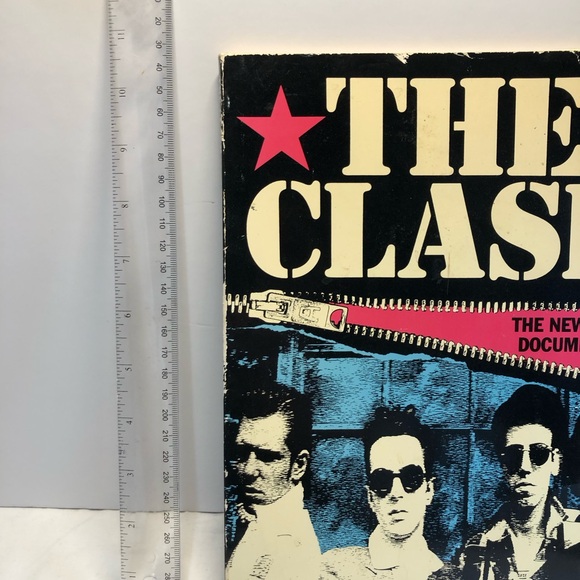 The CLASH: A New Visual Documentary- James Well, '92 Revised Edition - Picture 2 of 12